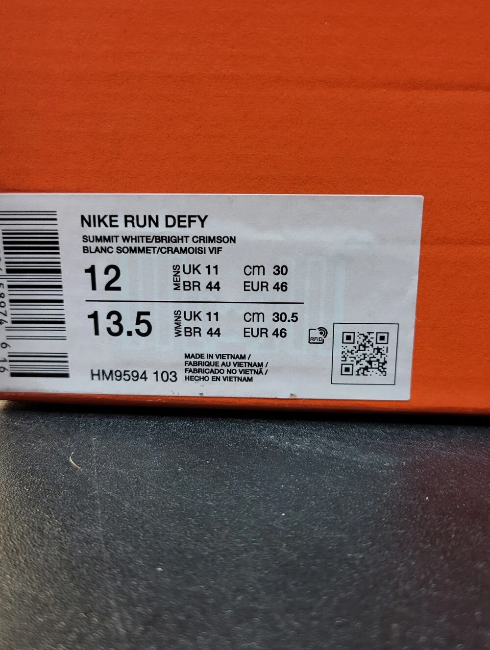 *NEW* Nike Run Defy Breathable Running Shoes White Orange Size Men’s 12 with Box